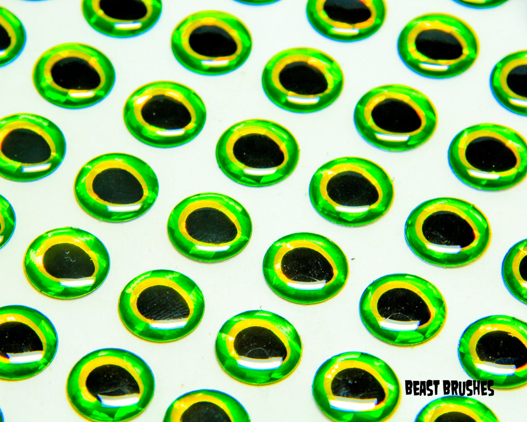 3D stick on baitfish eyes in green and gold