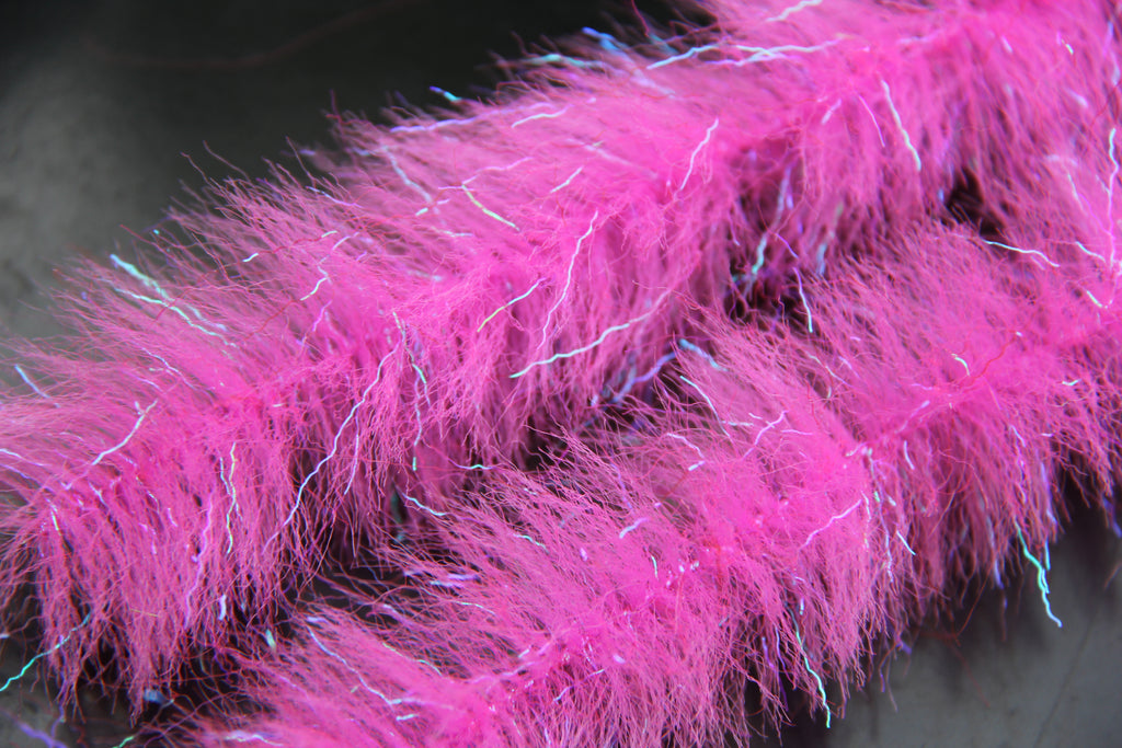 Fly Tying Brush For Game Changer Pink with Flash